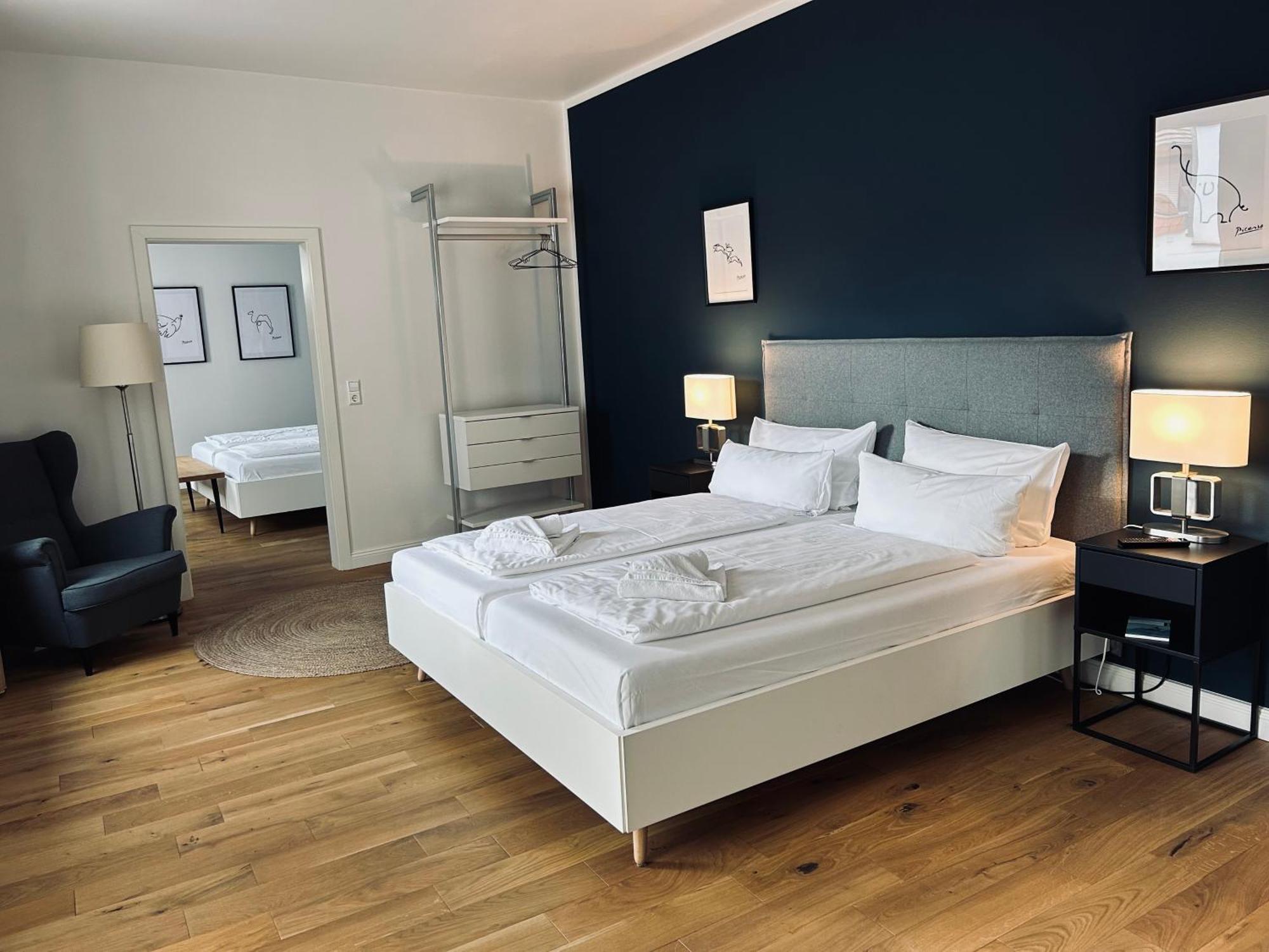 Dk Hotel